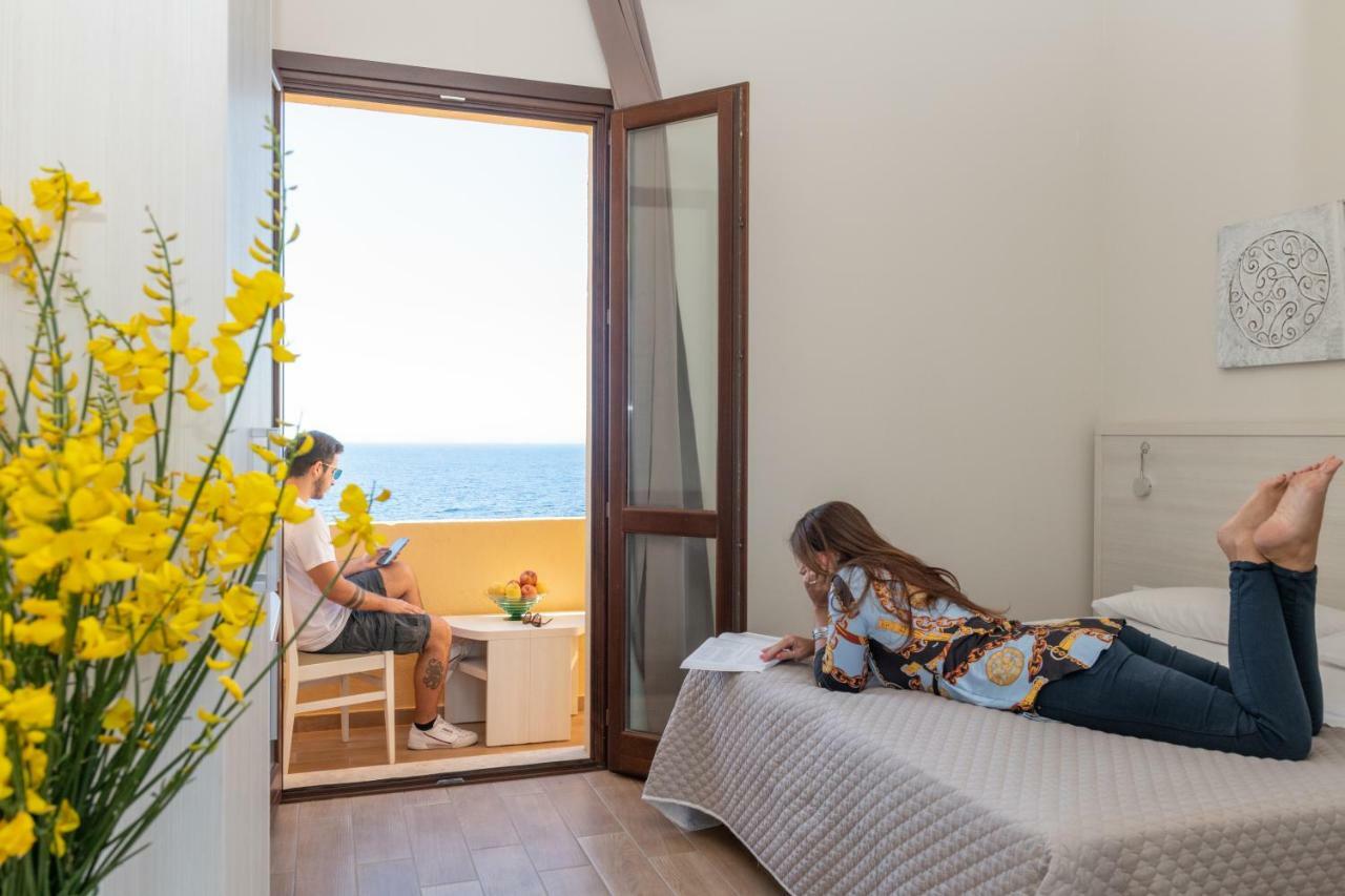 Hotel Bue Marino Пантелерия Екстериор снимка